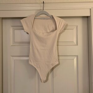 Aritzia Babaton Square Neck Bodysuit
